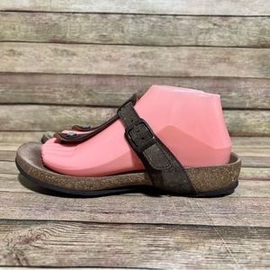 Vionic Bronze Leather Mary Sandals